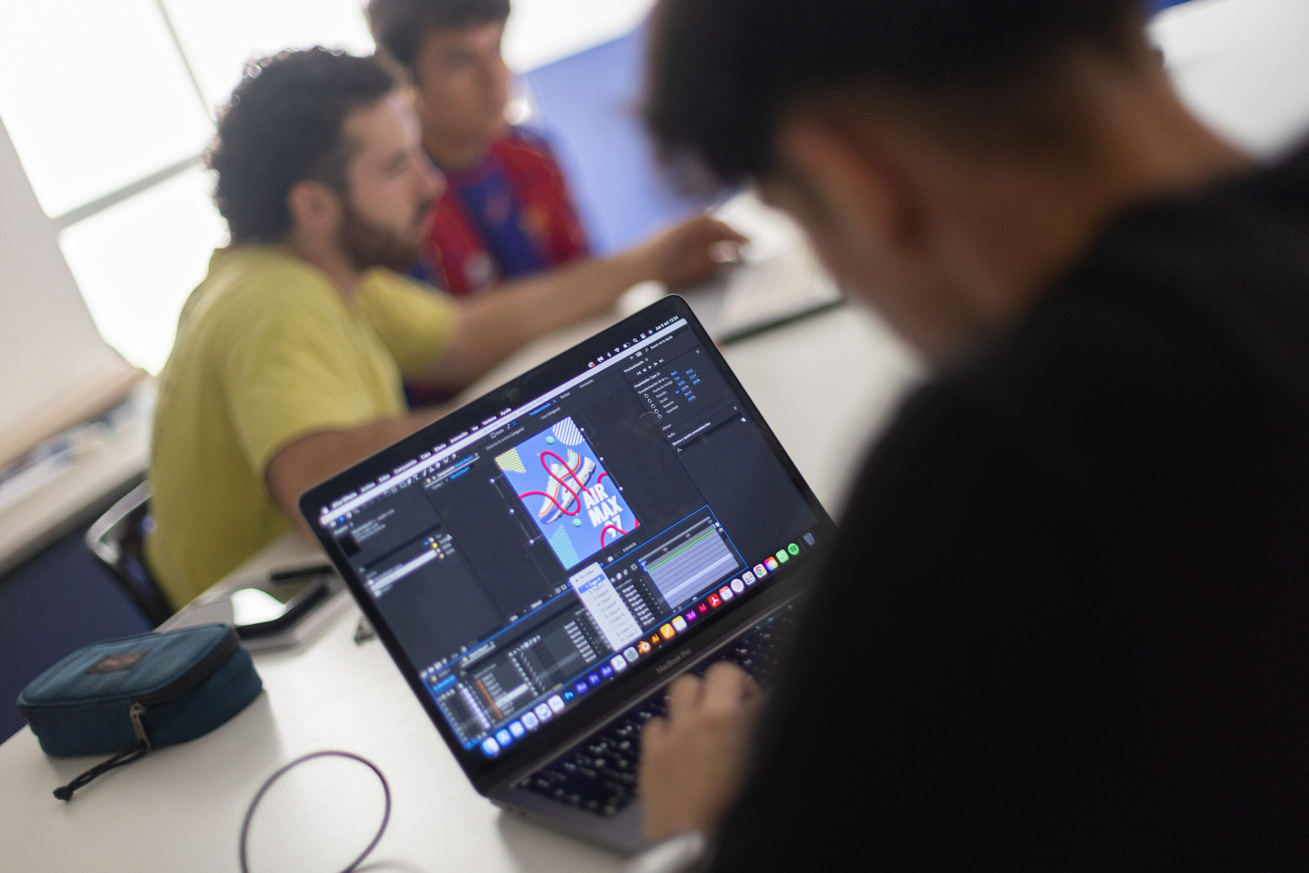 Assistència al producte gràfic interactiu APGI